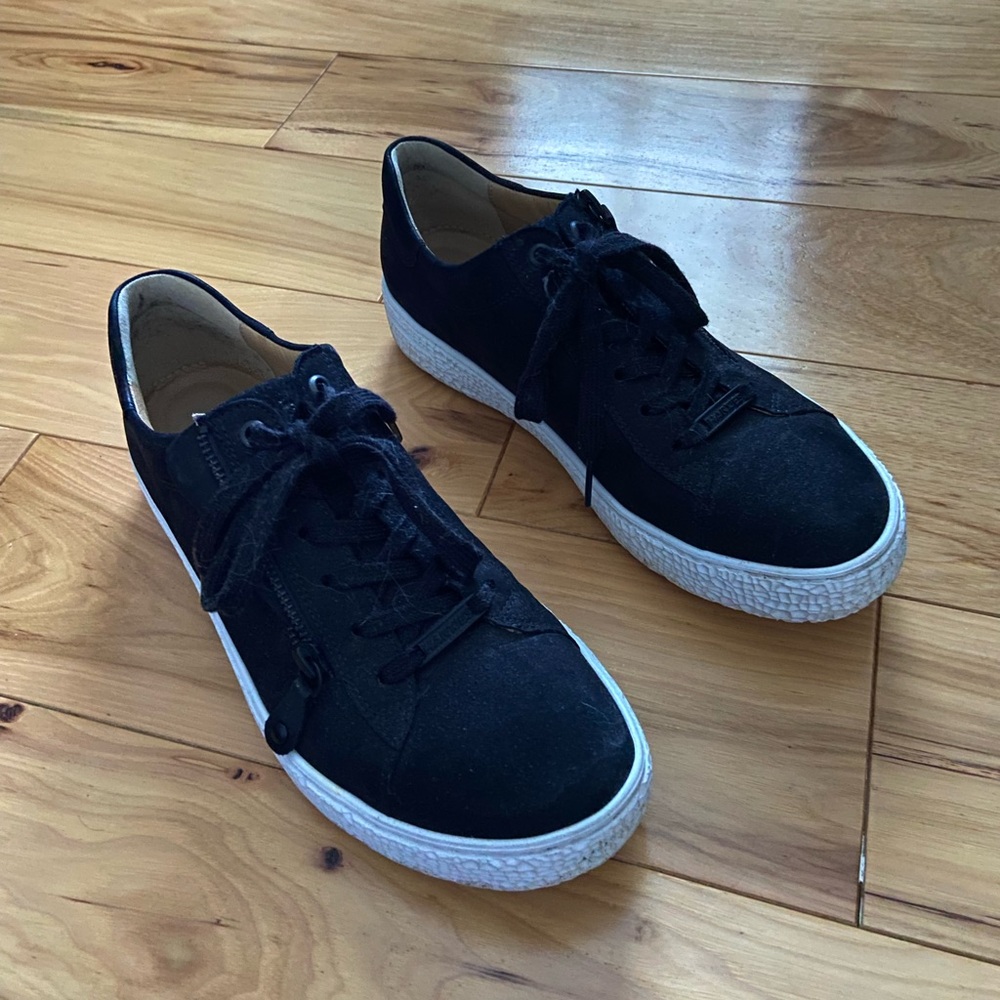 Hartjes Women's Phil Black and White Nubuck